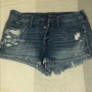 Abercrombie & Fitch highwasted shorts